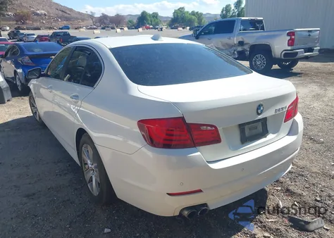 2013 BMW 528I из США, поврежденный, VIN WBAXG5C51DDY36412